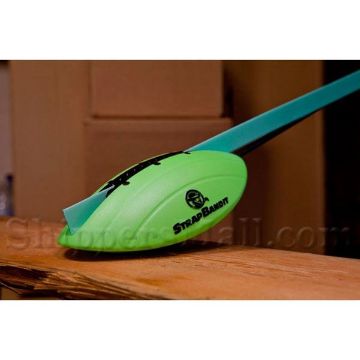 Strap Bandit is the new revelation in making threading steel band or strap through the rungs of a pallet in the most easy way. 2 Strap Bandit - Pallet Strapping Threading Tool 2