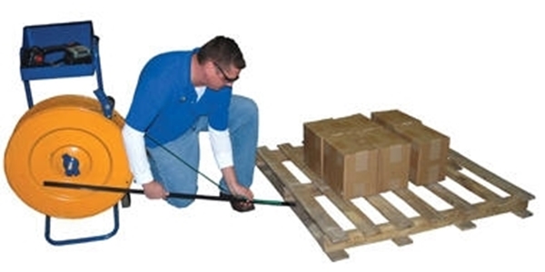 Pallet Wand for threading strapping thru pallet.