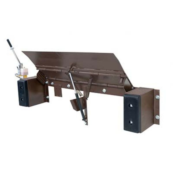 Hand Pump Edge-O-Dock Leveler 30K 66X27 - Vestil PP-3066